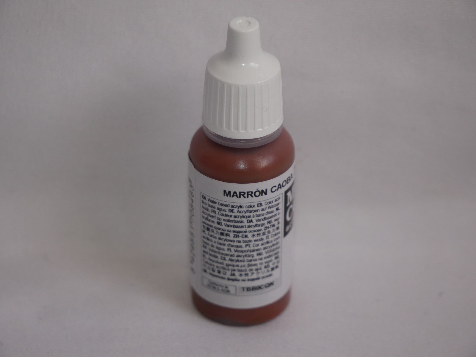 Vallejo Model Color Mahogany Brown Acrylic 17ml/0.57 fl oz Dropper Bottle 70.846