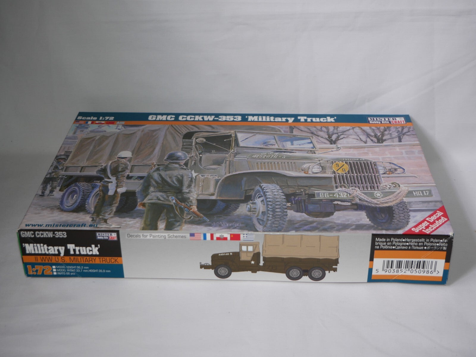 MisterCraft Hobby Kits 1:72 Scale (E-98) GMC CCKW-353 'Military Truck' - 050986