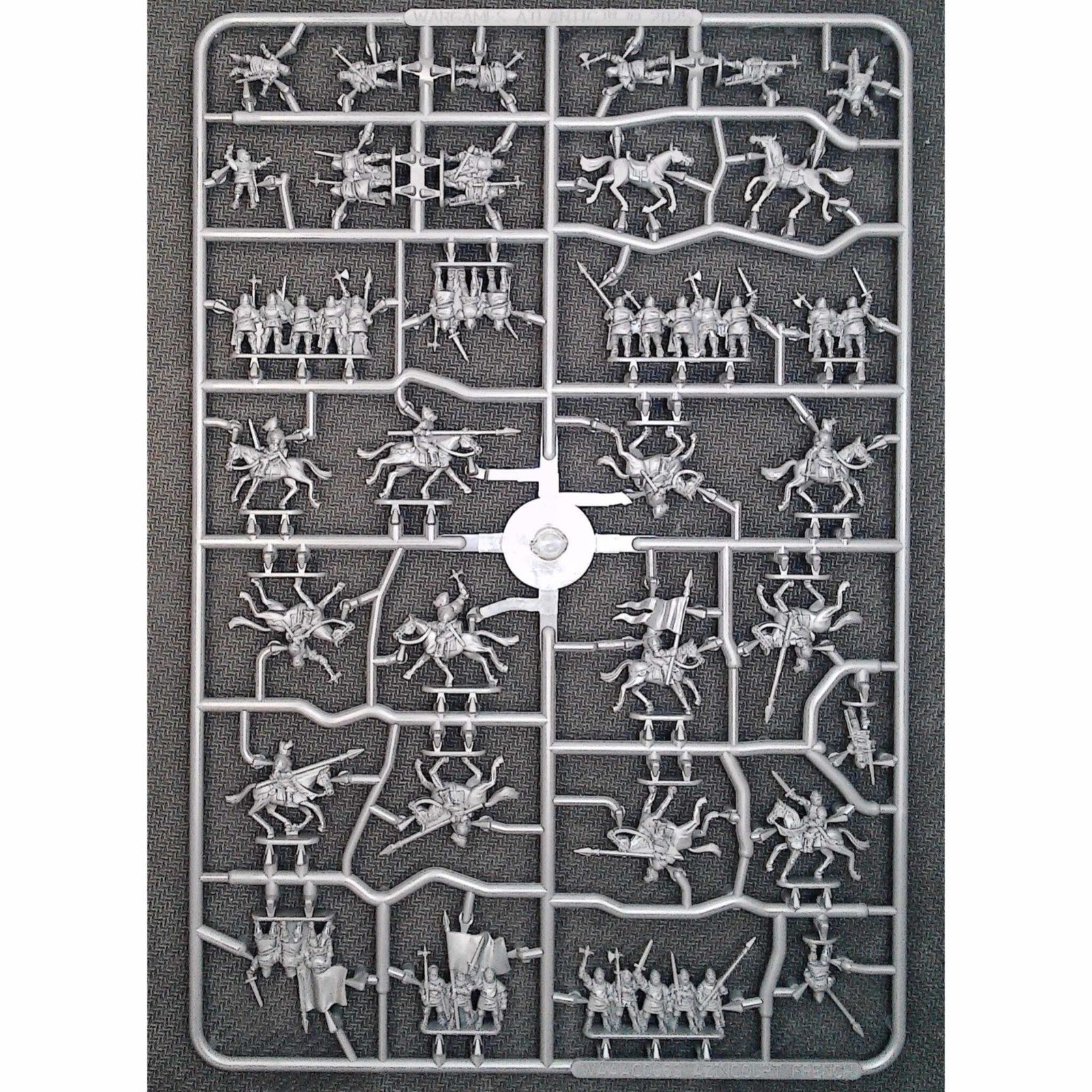 Wargames Atlantic Grand Battle 10mm Scale Azincourt French Army Box - WAAAC006S