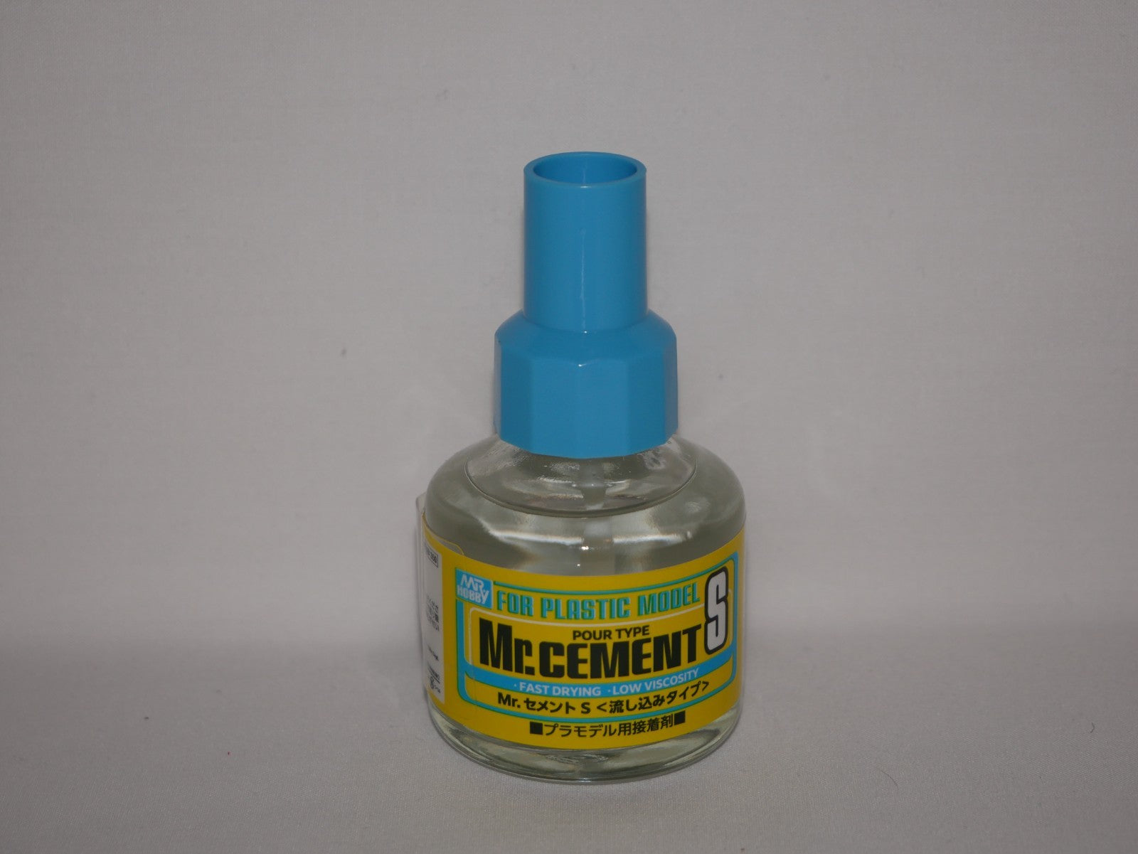 Mr Hobby Mr Cement S ("Brush On" Type) For Plastic Kits 40ml Glass Bottle MC-129