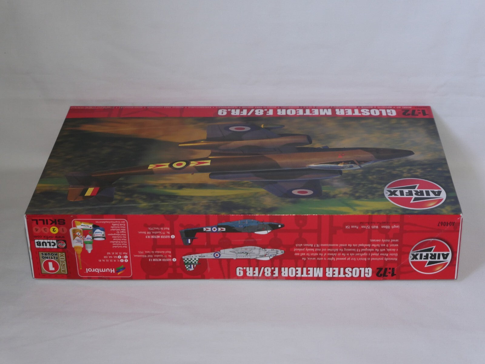 Airfix 1:72 Scale Gloster Meteor F.8/FR.9 Plastic Model Kit Skill Level 1 A04067