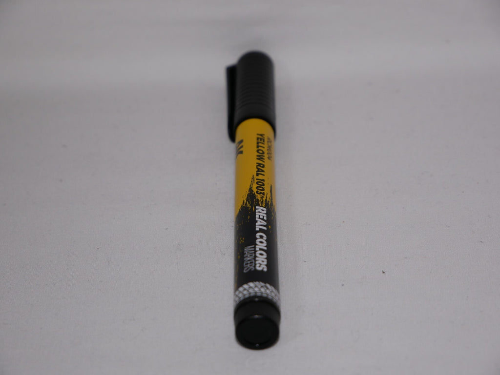 AK Interactive Real Colors Acrylic Fast Dry Marker Pens Yellow RAL 1003 - RCM004