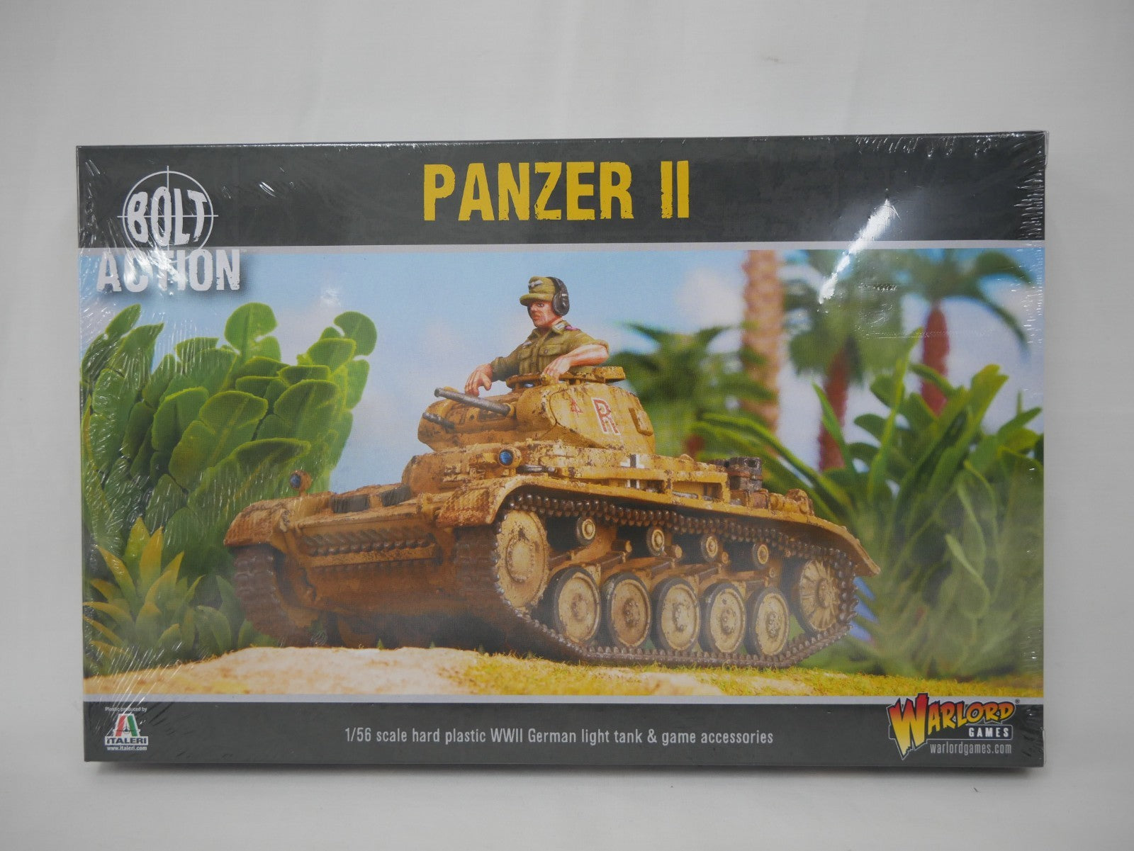 Warlord Games Bolt Action 1:56 Scale WW2 German Panzer II Light Tank - 402012104