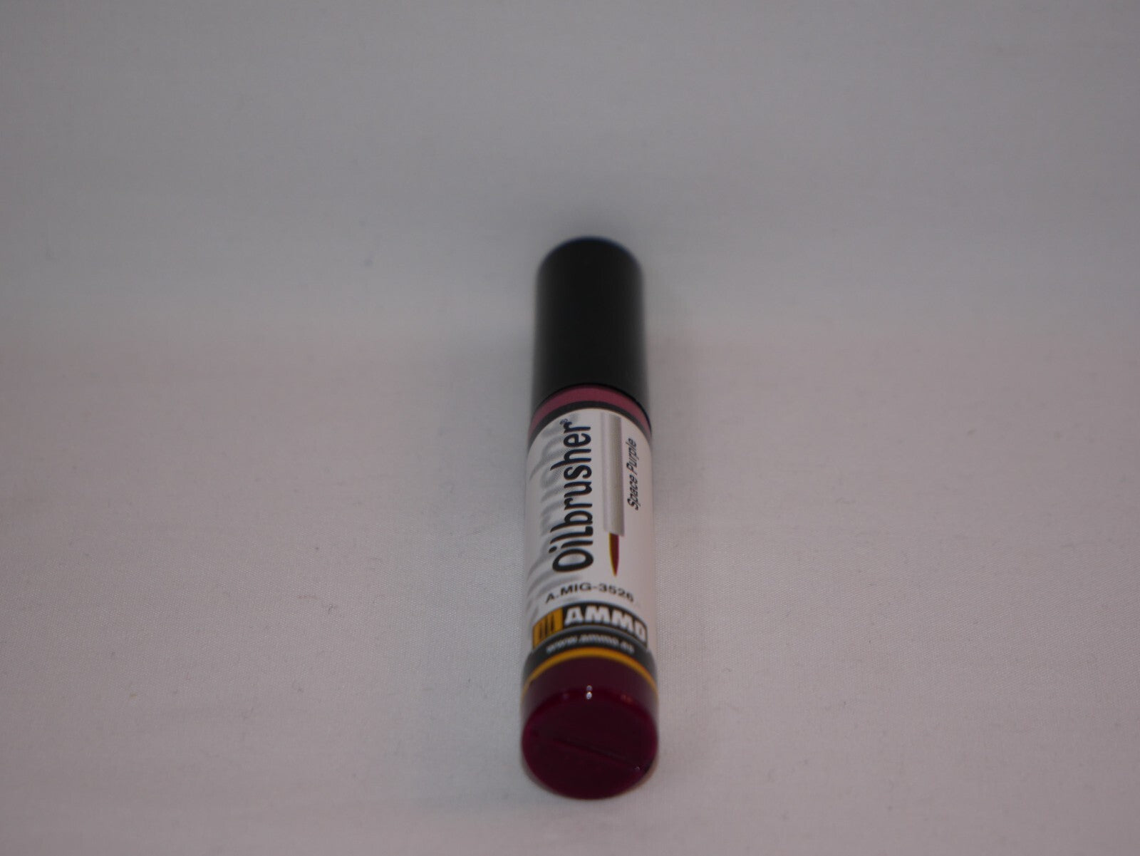 Ammo By Mig Jimenez Space Purple Oilbrusher Fine Brush Applicator - A.MIG-3526