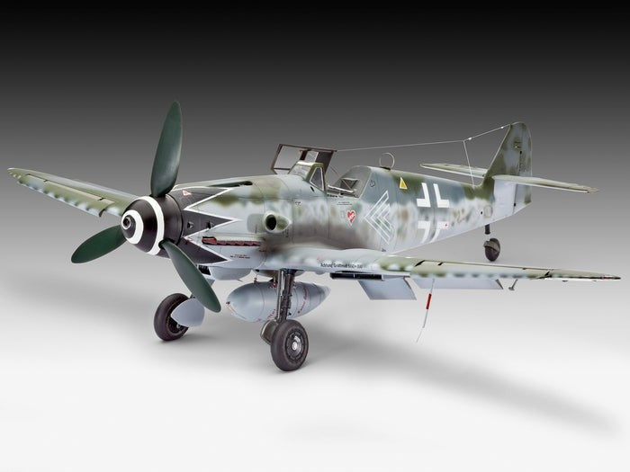 Revell 1:32 Scale Messerschmitt BF109G-10 Erla Model Kit Skill Level 5 - 03752