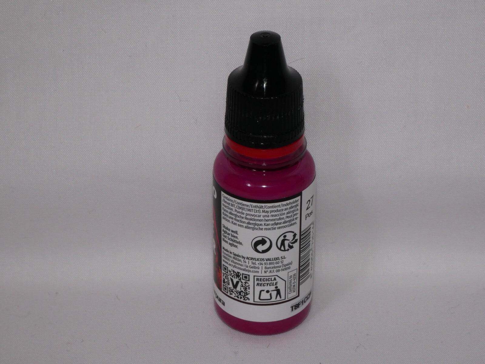 Vallejo Game Color Acrylic Warlord Purple 18ml/0.6 fl oz Dropper Bottle - 72.014