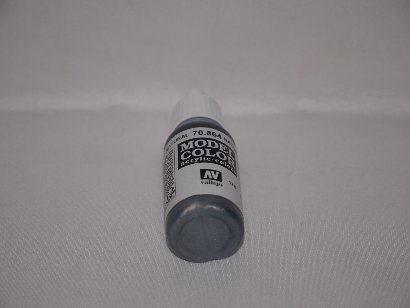 Vallejo Model Color Natural Steel Metallic Acrylic 17ml Dropper Bottle - 70.864