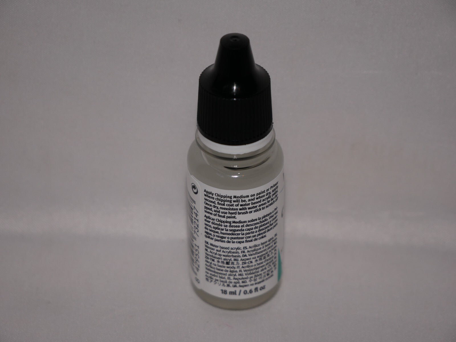 Vallejo Auxiliary Products Chipping Medium 18ml/0.60 fl oz Dropper Bottle 73.214