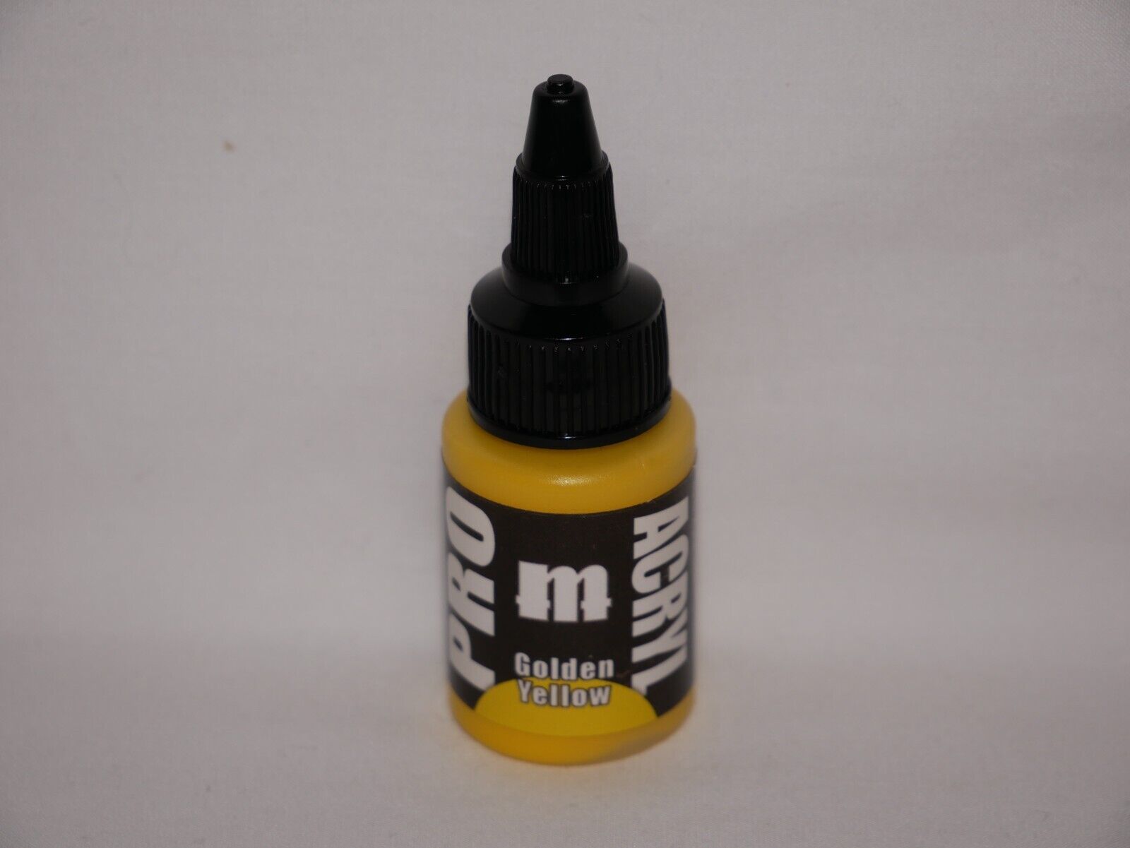 Monument Hobbies Pro Acryl Range Golden Yellow 22ml Twist Top Bottle - (MPA-006)