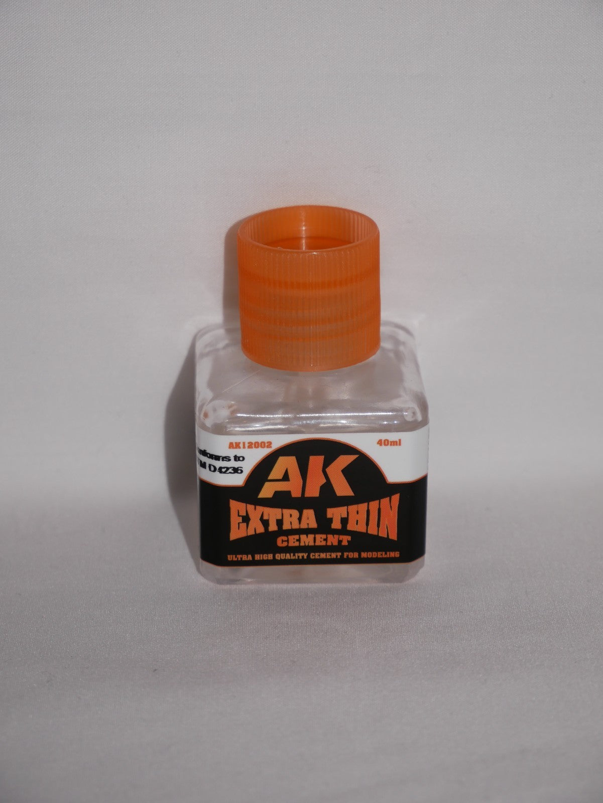 AK Interactive Ultra High Quality Extra Thin Cement 40ml Glass Bottle - AK12002