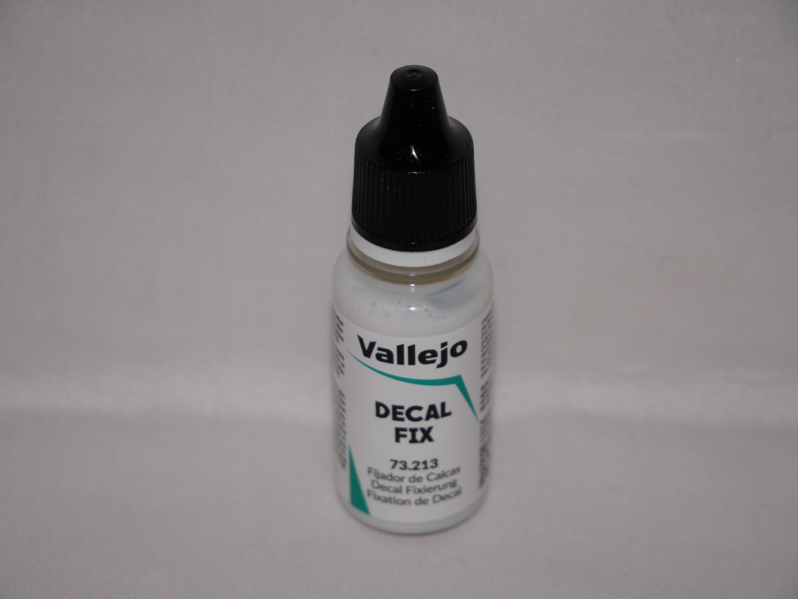 Vallejo Auxiliary Products Decal Fix 18ml/0.60 fl oz Dropper Bottle - 73.213