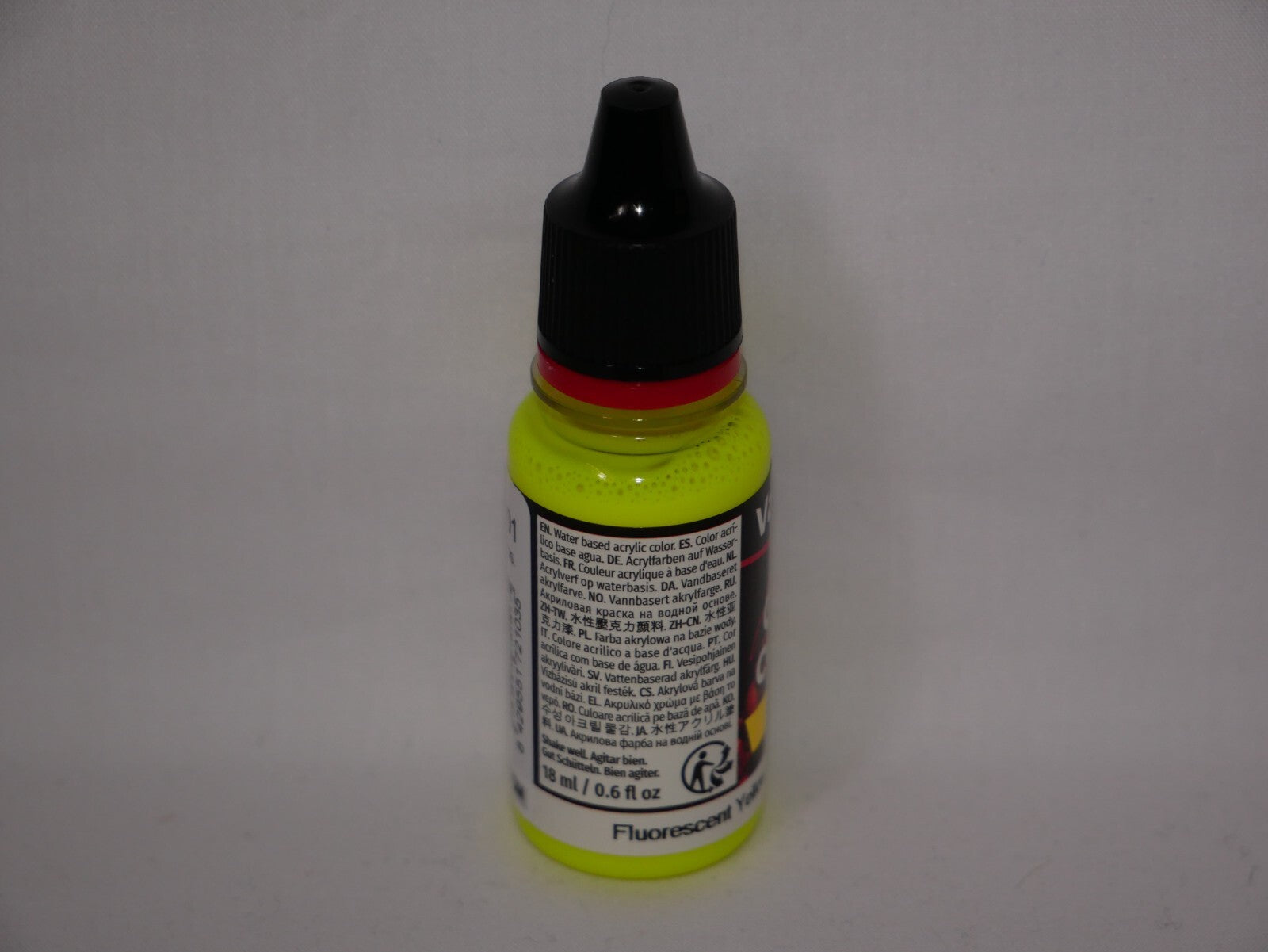 Vallejo Game Color Acrylic Range Fluorescent Yellow 18ml Dropper Bottle - 72.103
