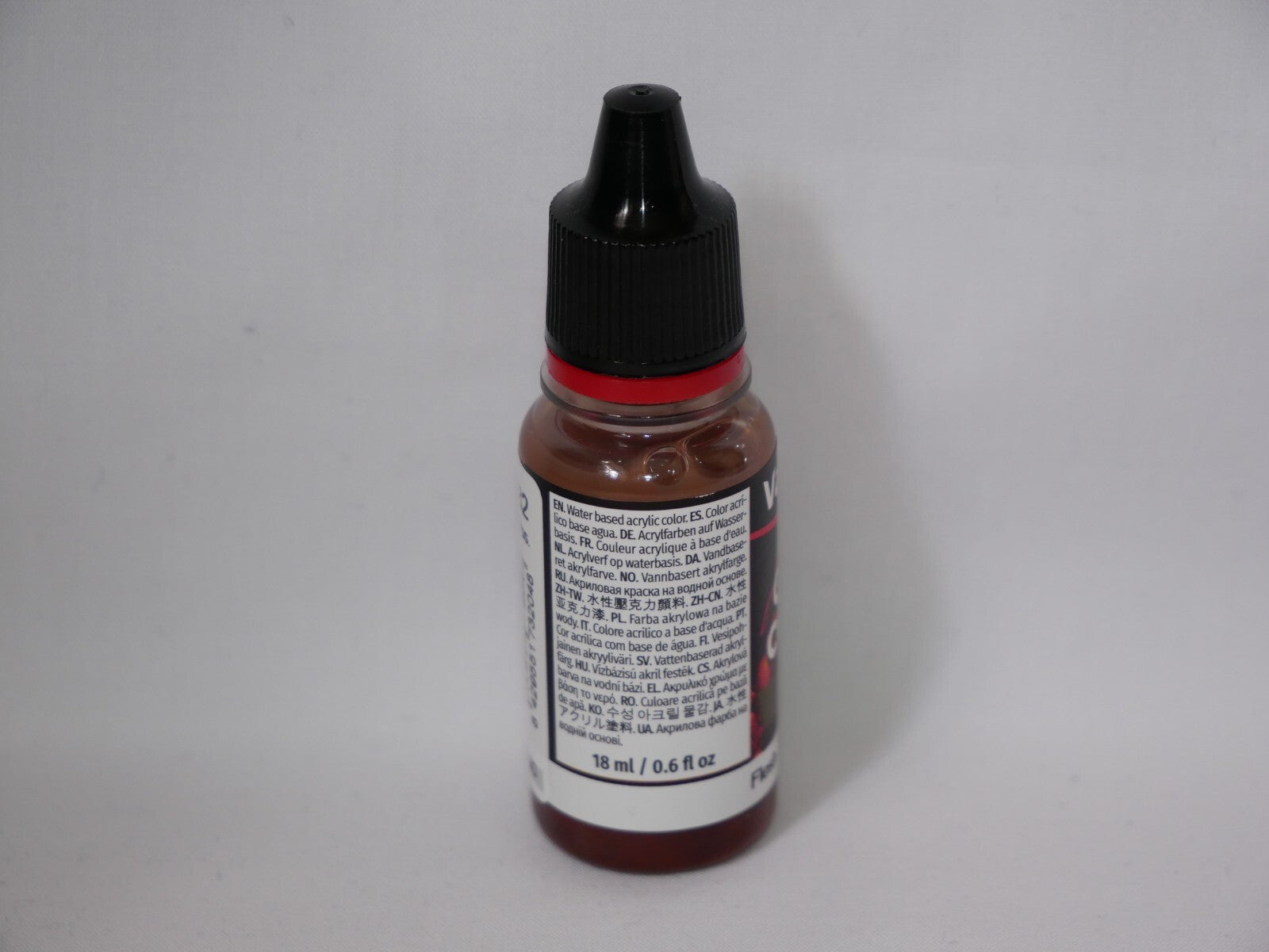 Vallejo Game Color Acrylic Washes Flesh 18ml/0.6 fl oz Dropper Bottle - 73.204