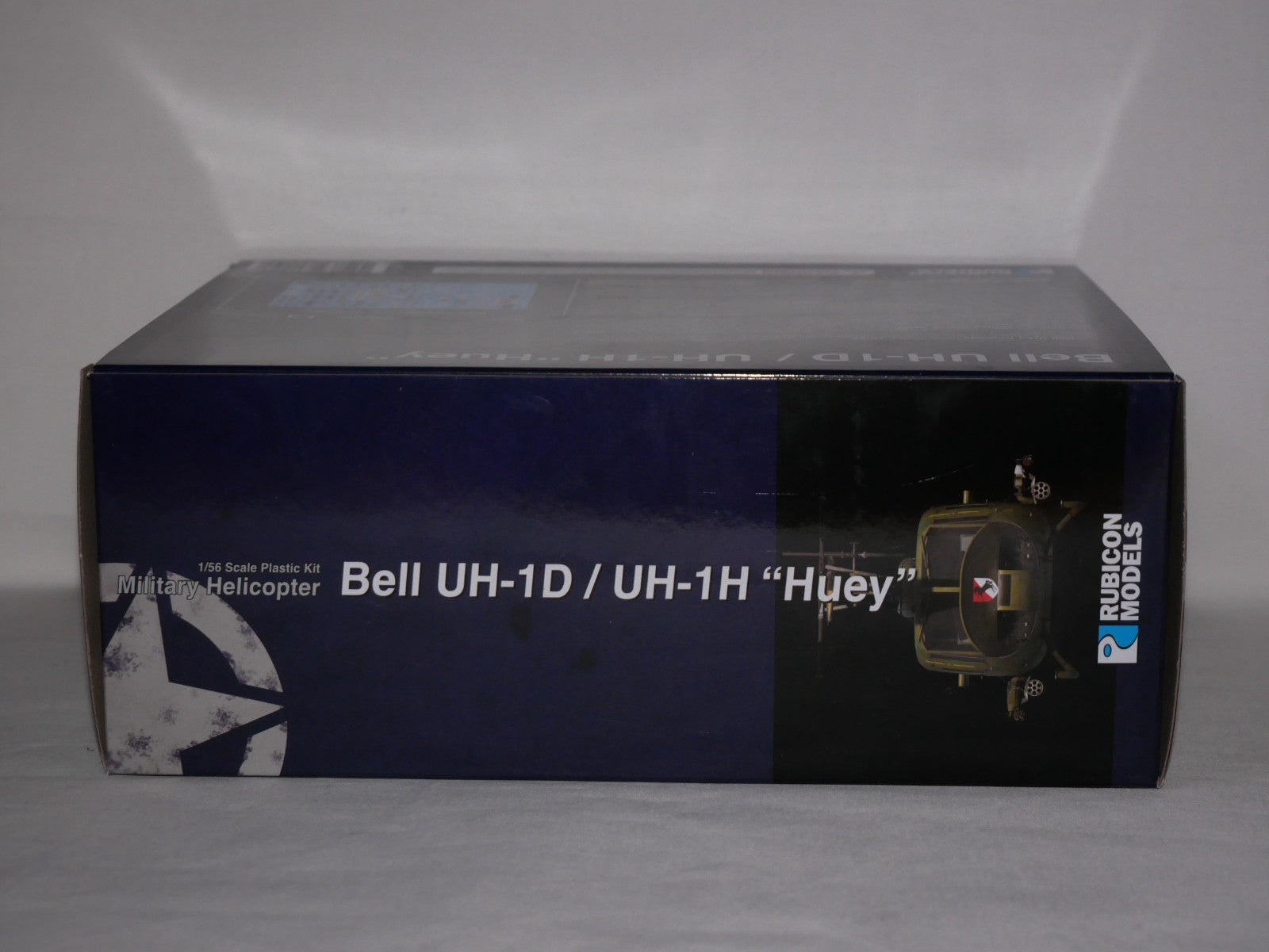 Rubicon Models 1:56 Scale Bell UH-1D / UH-1H "Huey" Military Helicopter - 280119