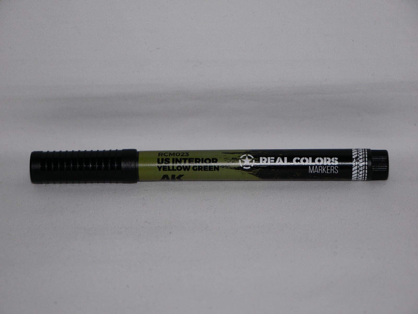 AK Interactive Real Colors Acrylic Marker Pens US Interior Yellow Green - RCM023