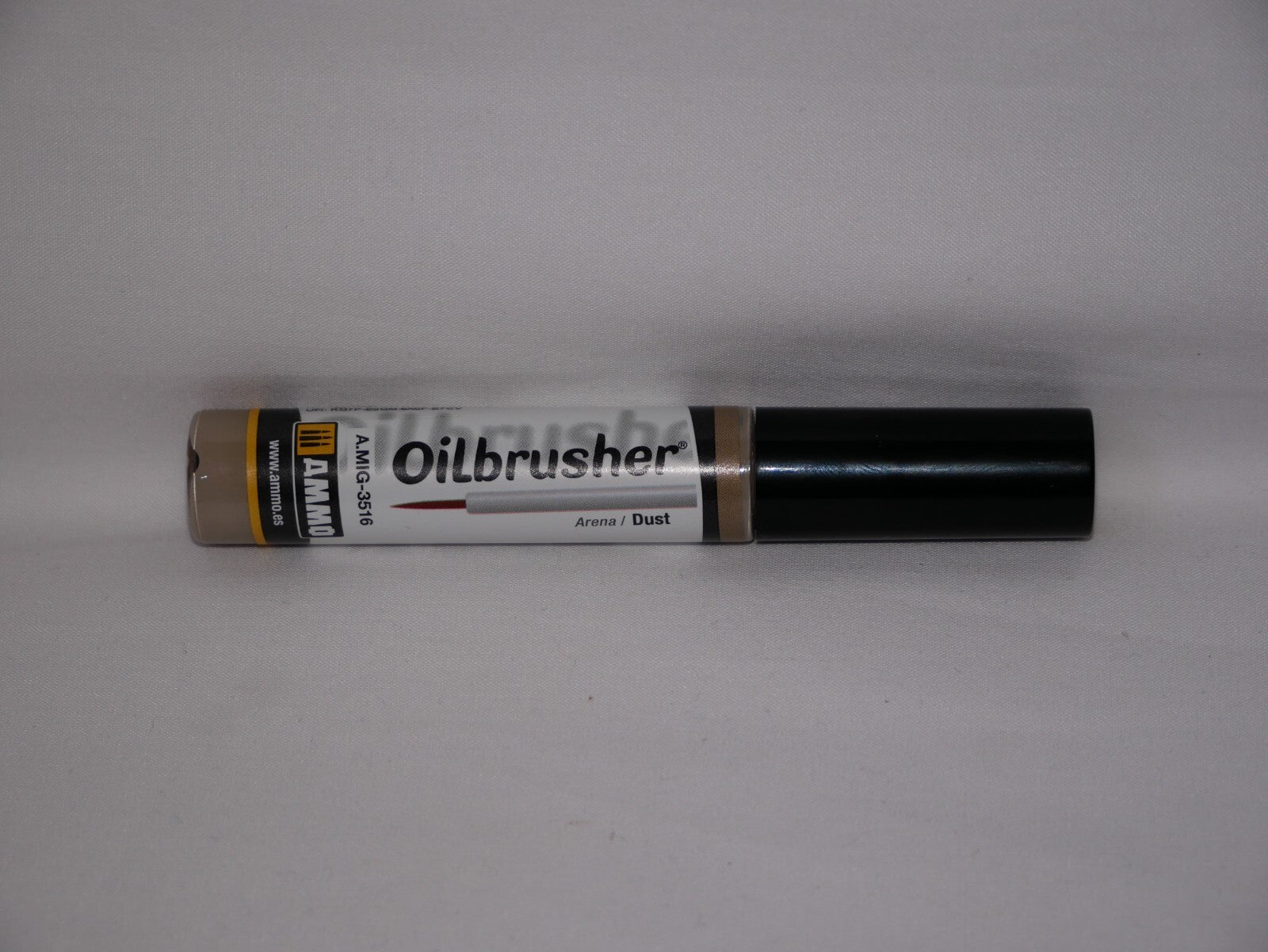 Ammo By Mig Jimenez Oilbrusher Range Dust With Fine Brush Applicator A.MIG-3516