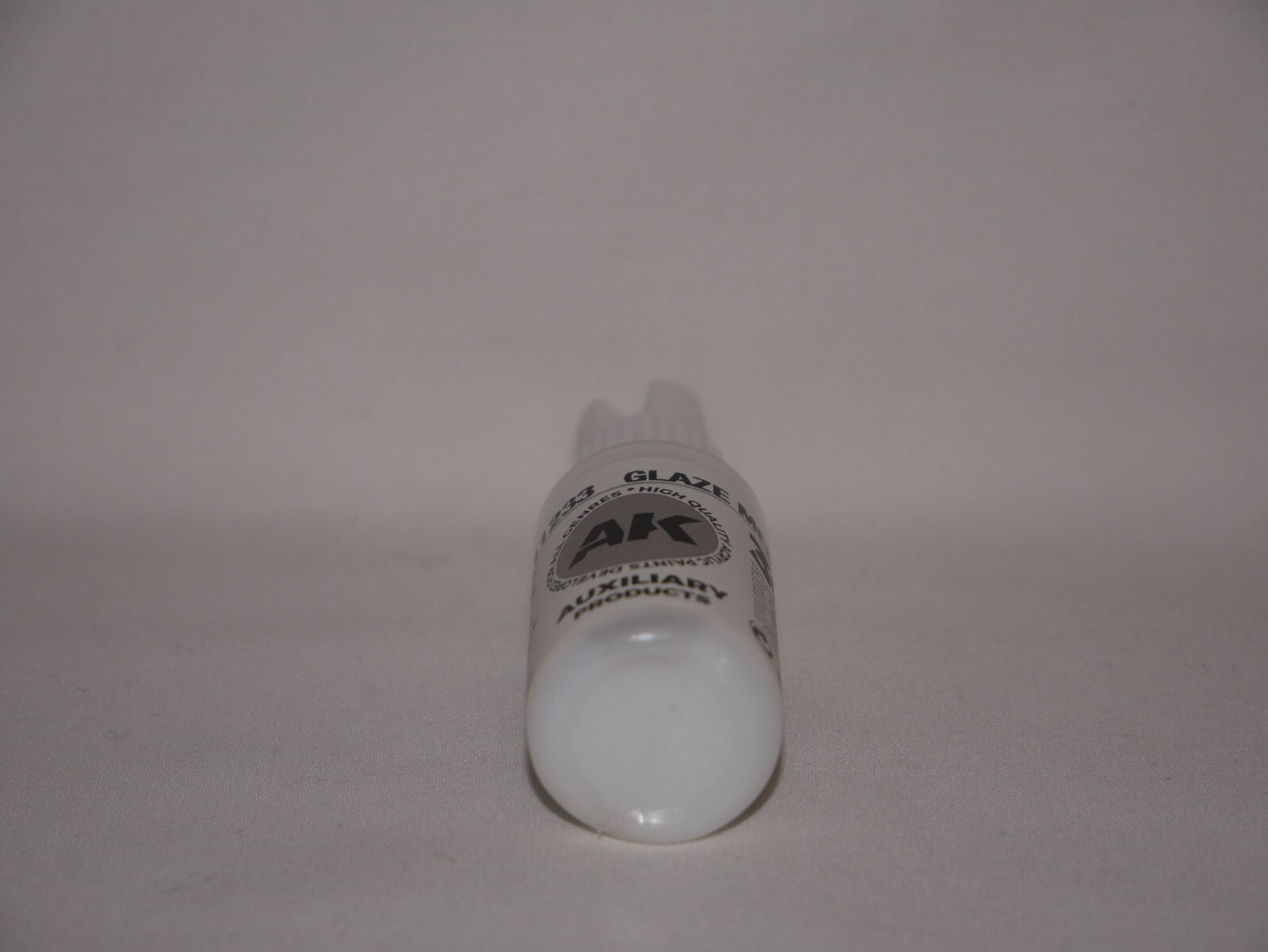 AK Interactive Auxiliary Products Range Glaze Medium 17ml Dropper Bottle AK11233