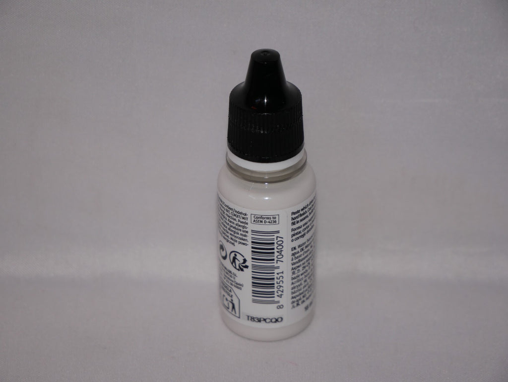 Vallejo Auxiliary Products Plastic Putty 18ml/0.6 fl oz Dropper Bottle - 70.400