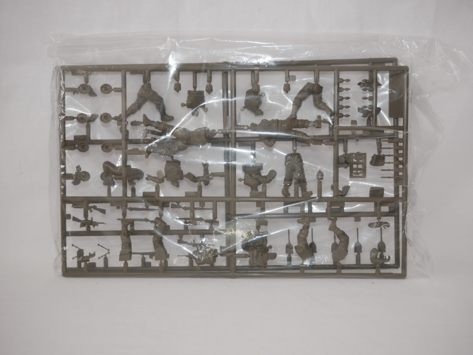 Tamiya Military Miniatures 1:35 Scale US Infantry West European Theater - 35048