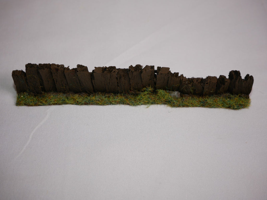 Javis "Countryside" Scenics "OO" Old Damaged Dark Brown Sleeper Fencing PF11
