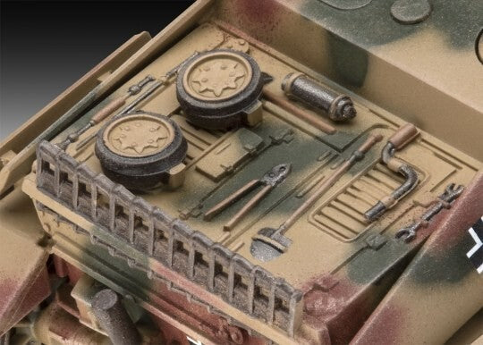 Revell 1:76 Panzer Jagdpanzer IV (L/70) Scale Model Tank Kit Skill Level 4 - 03359