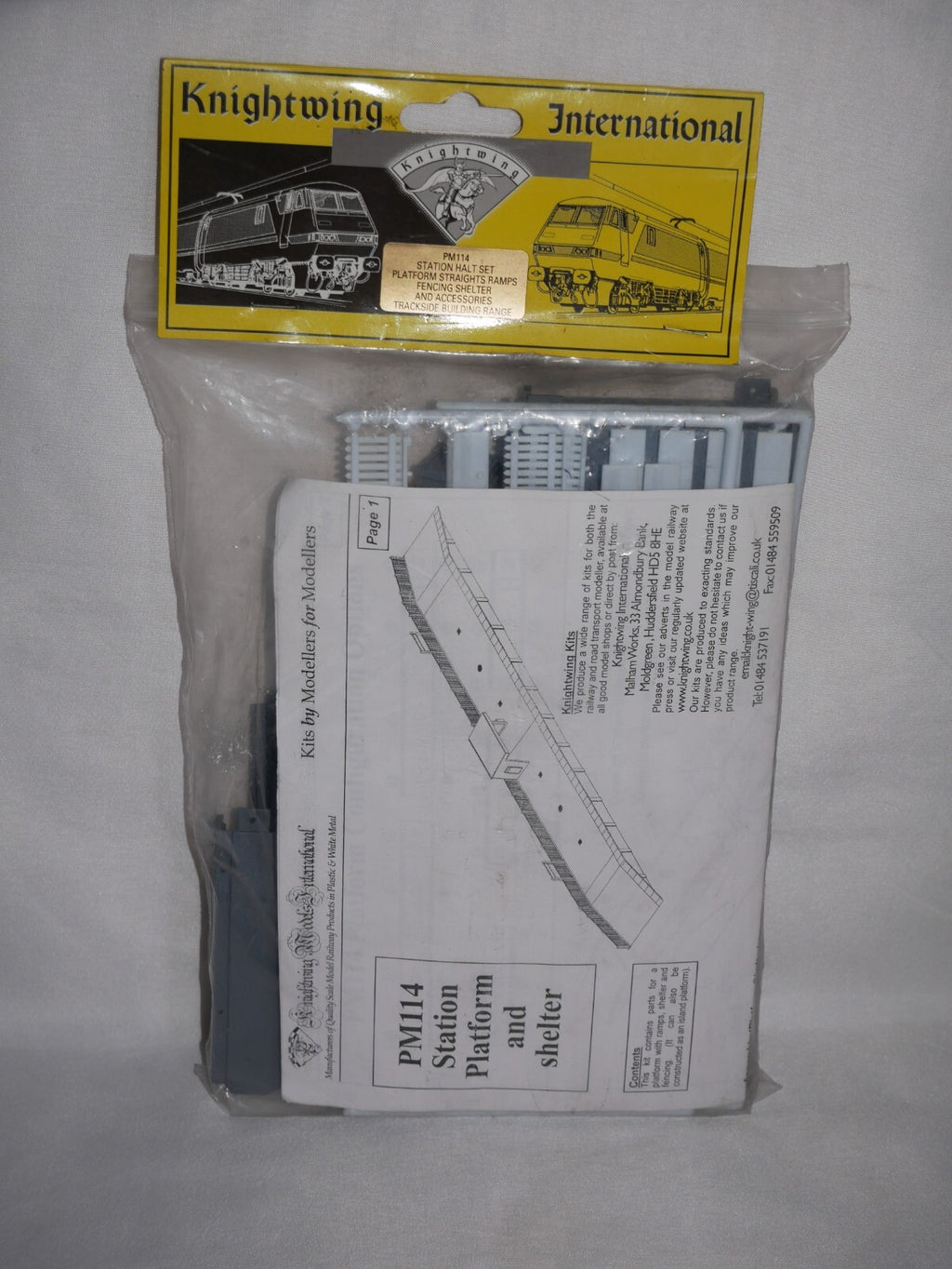 Knightwing OO/HO Station Halt Set Platform Straights Ramps Fencing Shelter - PM114
