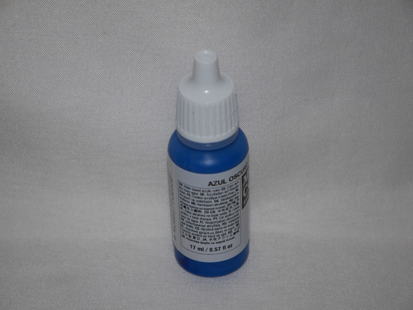 Vallejo Model Color Dark Blue Acrylic 17ml/0.57 fl oz Dropper Bottle - 70.930