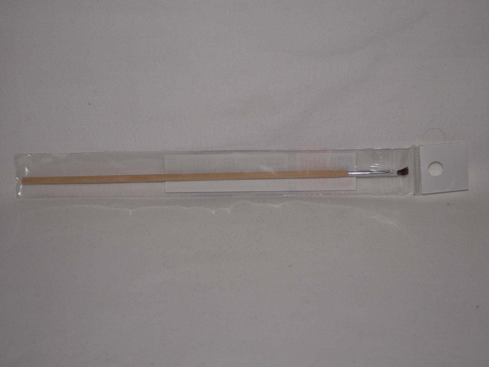Tamiya Wooden Handle Horse-Hair Bristled No.01 Flat Modelling Paint Brush 87028