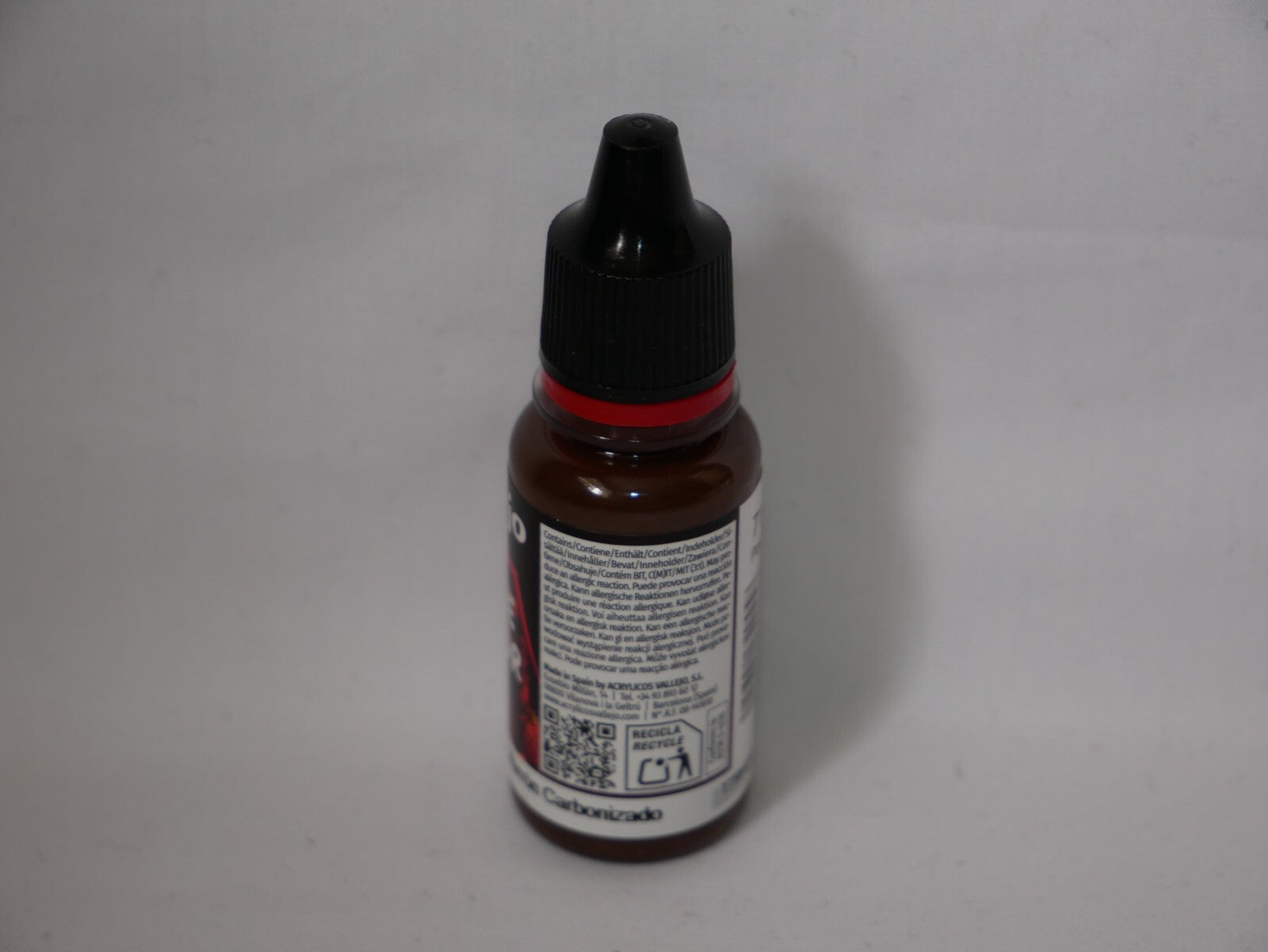 Vallejo Game Color Acrylics Charred Brown 18ml/0.6 fl oz Dropper Bottle - 72.045
