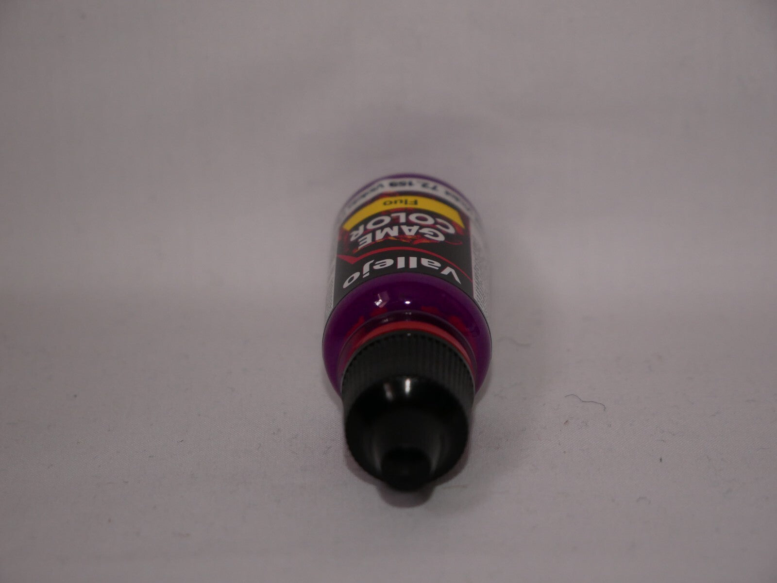 Vallejo Game Color Acrylic Range Fluorescent Violet 18ml Dropper Bottle - 72.159