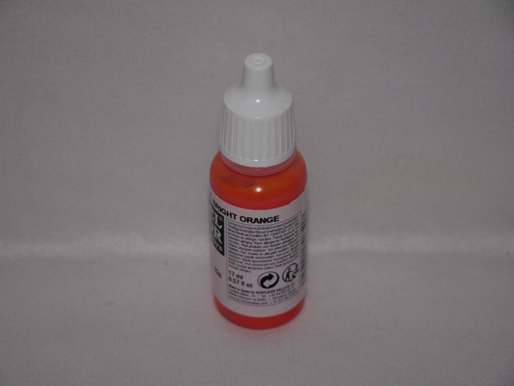 Vallejo Model Color Bright Orange Acrylic 17ml/0.57 fl oz Dropper Bottle  70.851