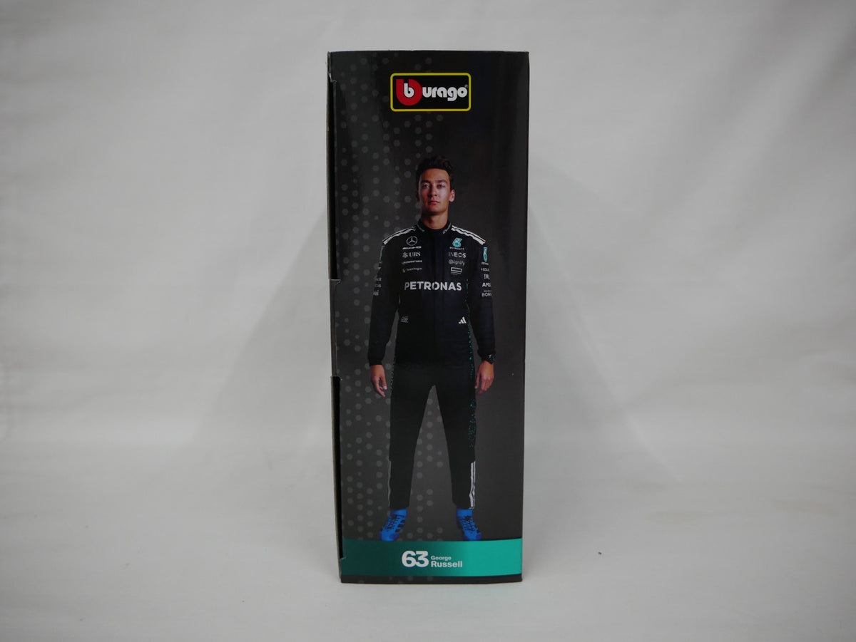 Burago 1:43 Scale Mercedes-AMG Petronas Forumla One Team Pit Pass Diorma Playset - #18-38458R