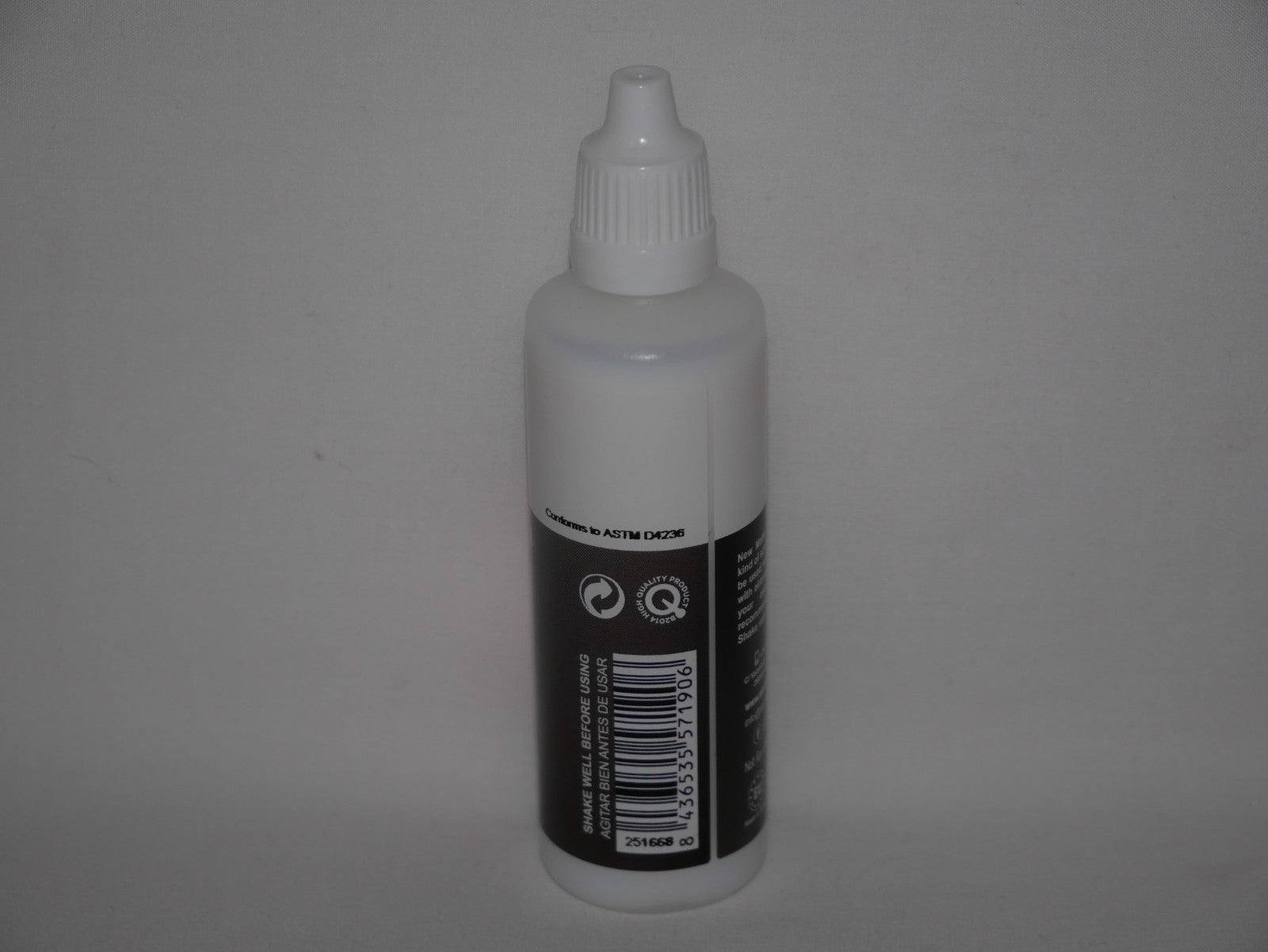 AK Interactive High Quality Acrylic Matte Varnish 60ml Plastic Bottle - AK190