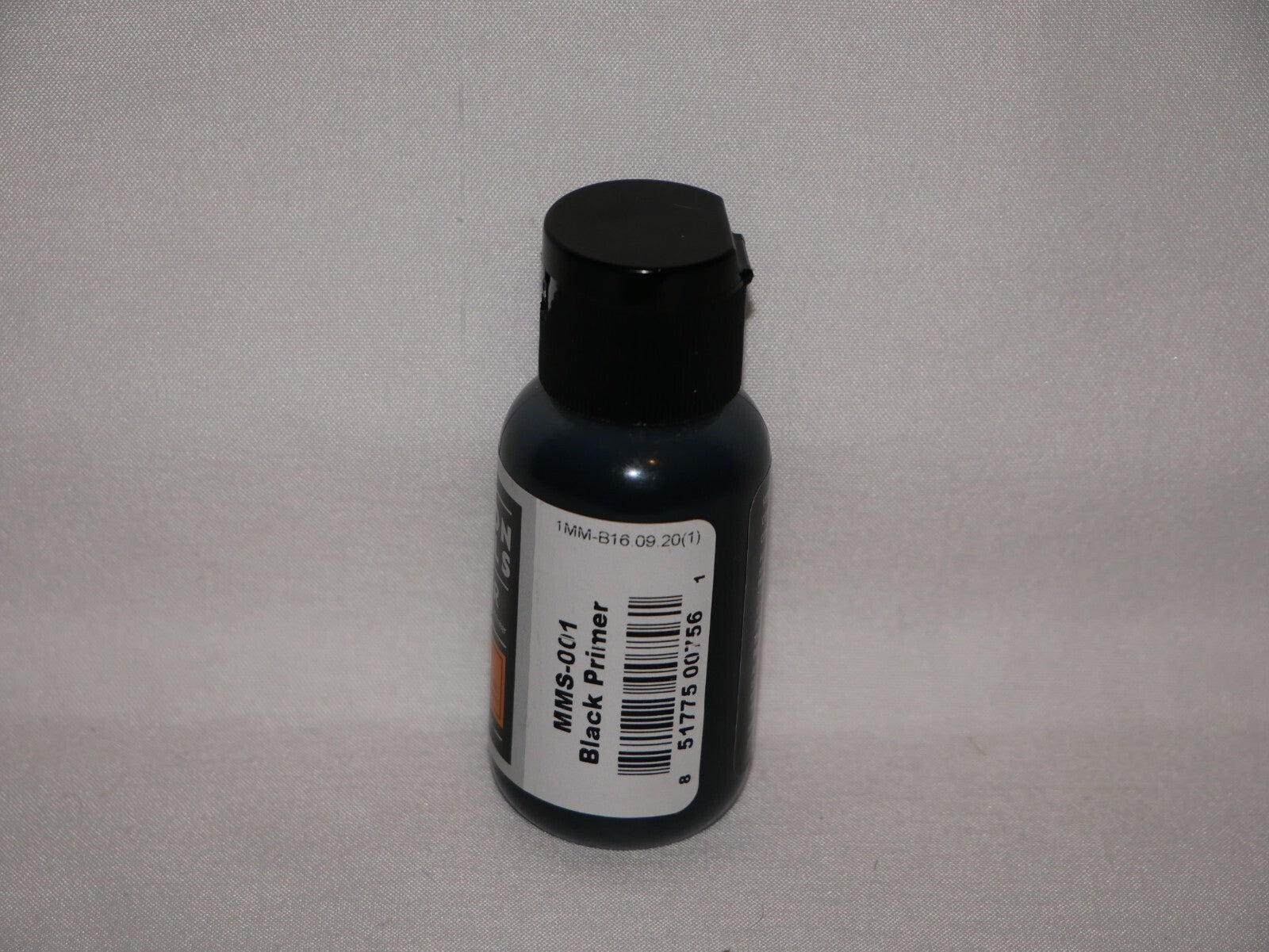 Mission Models Premium Hobby Paints Black Primer 30ml / 1 fl oz Bottle MMS - 001