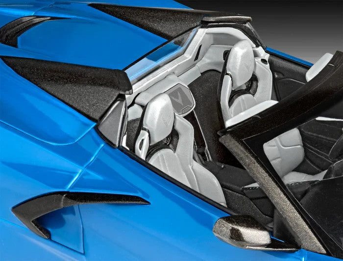 Revell 1:25 Scale Chevrolet Corvette C8 Cabriolet Sports Car Skill Level 3 07750