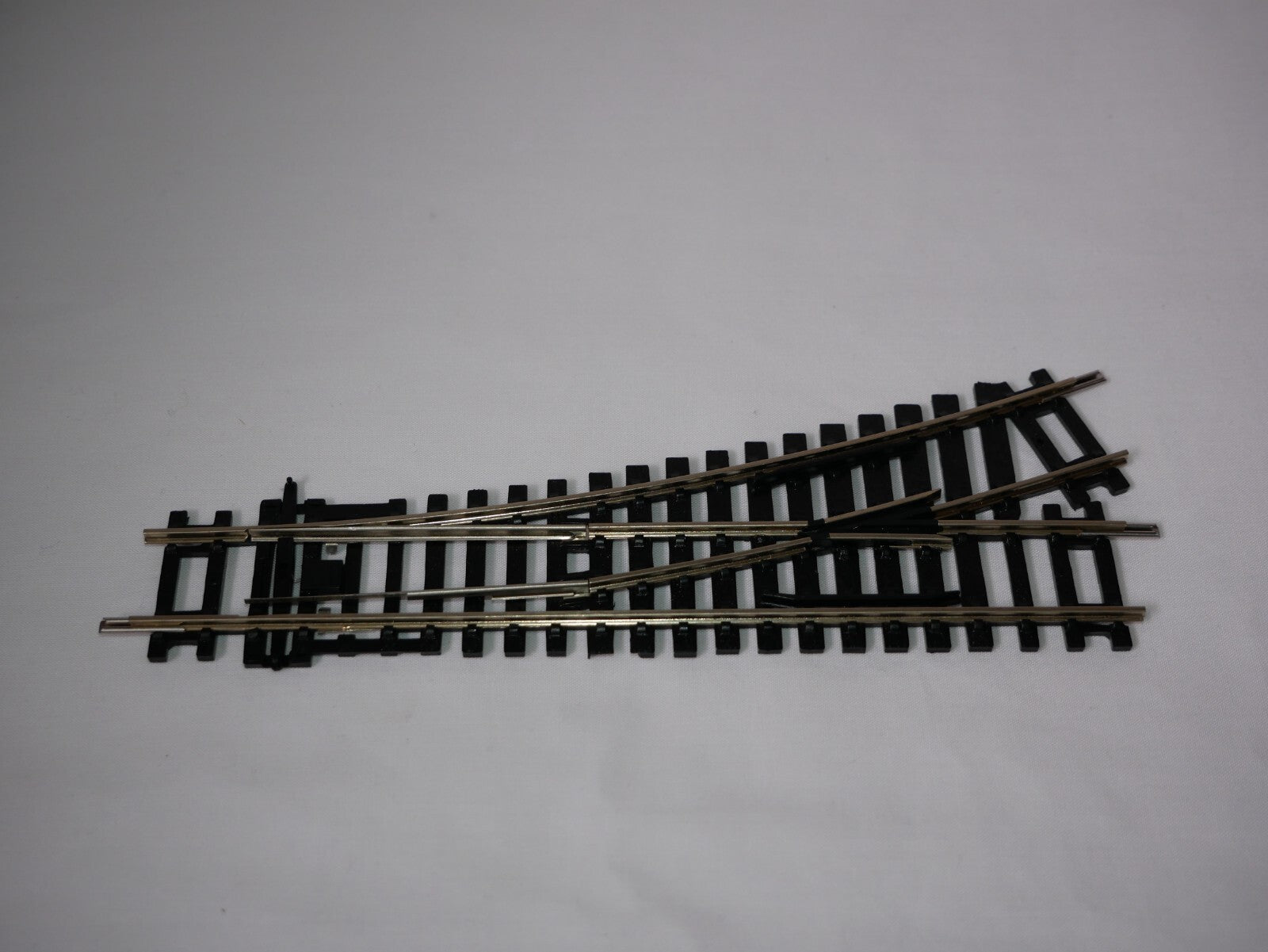 Hornby 1:76 Scale Hobby Model Railway Track Single Piece Left Hand Point - R8072