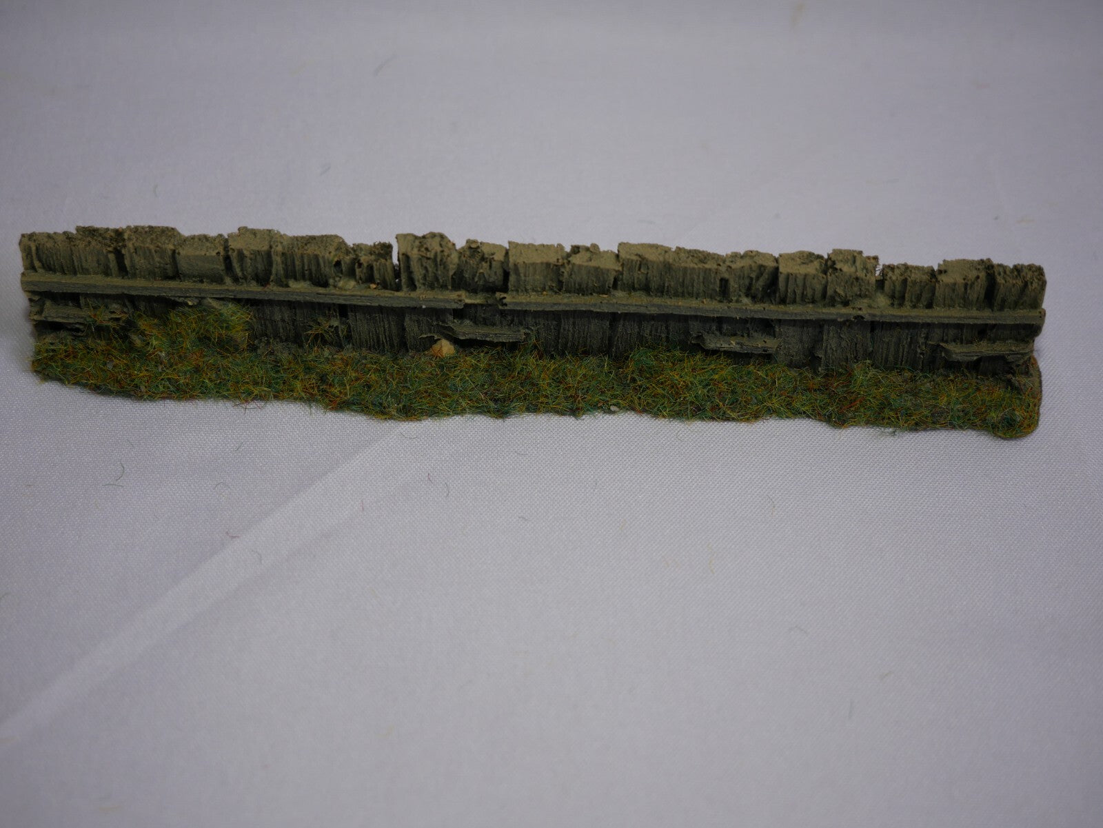 Javis "Countryside" Scenics "OO" Gauge Light Brown Sleeping Fencing PF8