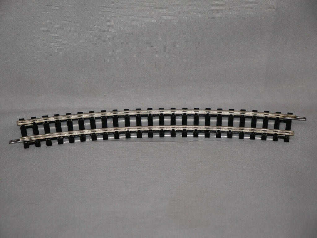 Hornby 1:76 Model Railway Track Single Piece 2nd Radius Standard Curve Arc R606