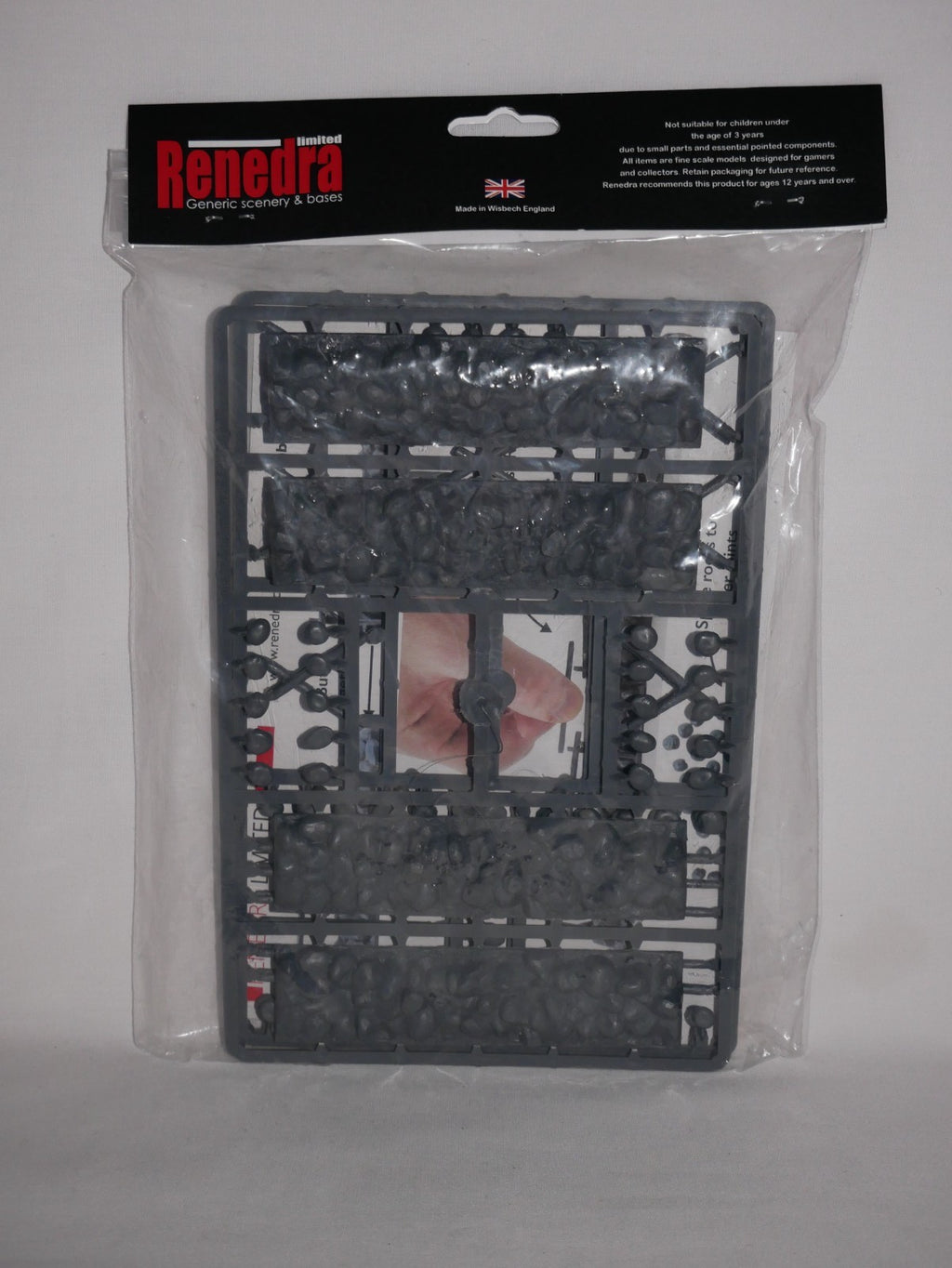 Renedra Ltd 1:56 Scale Hard Plastic Cross & Rail Fencing With Stone Bases - RN23