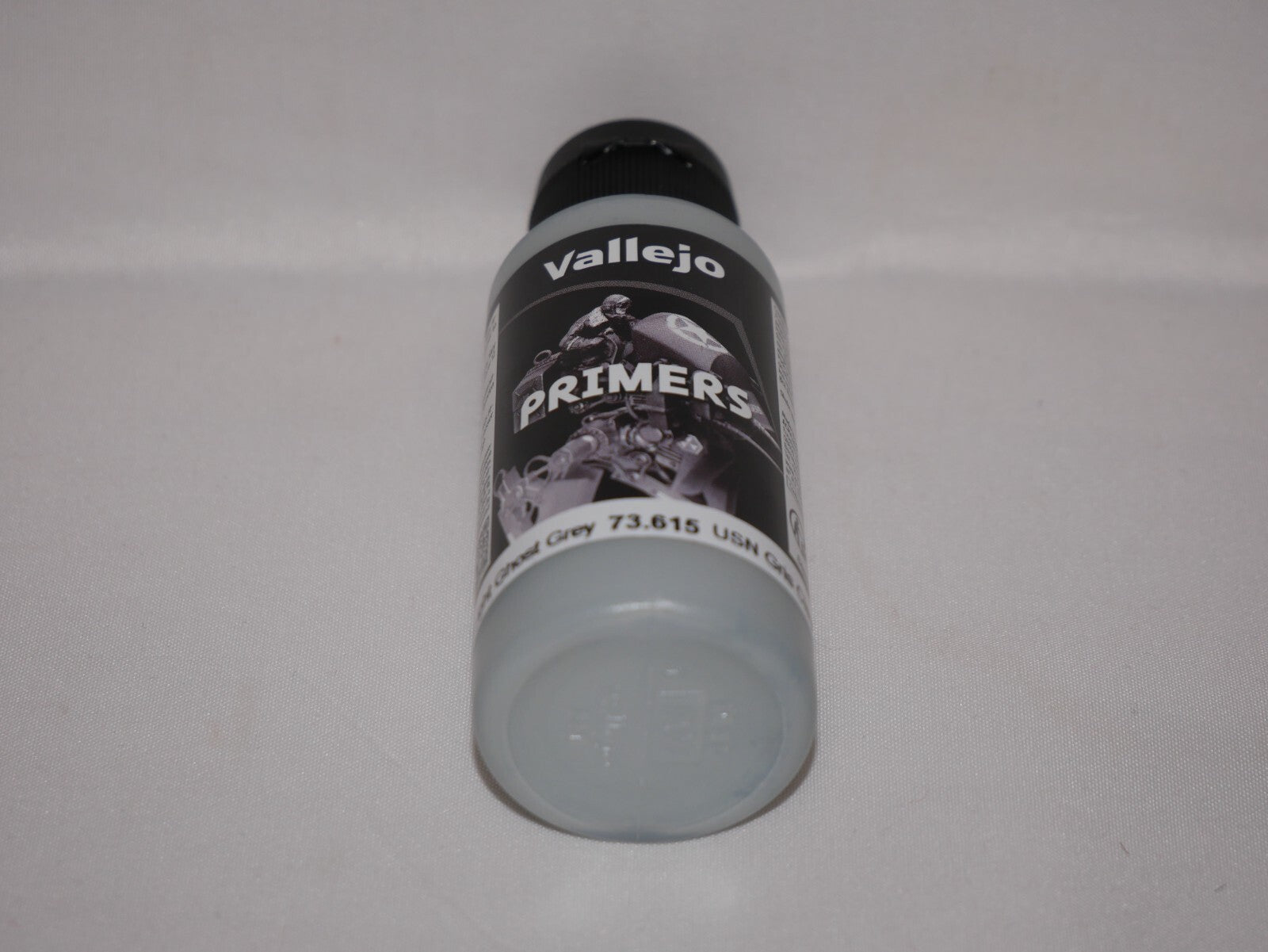 Vallejo Polyurethane Surface Primer USN Light Ghost Grey 60ml Bottle - 73.615