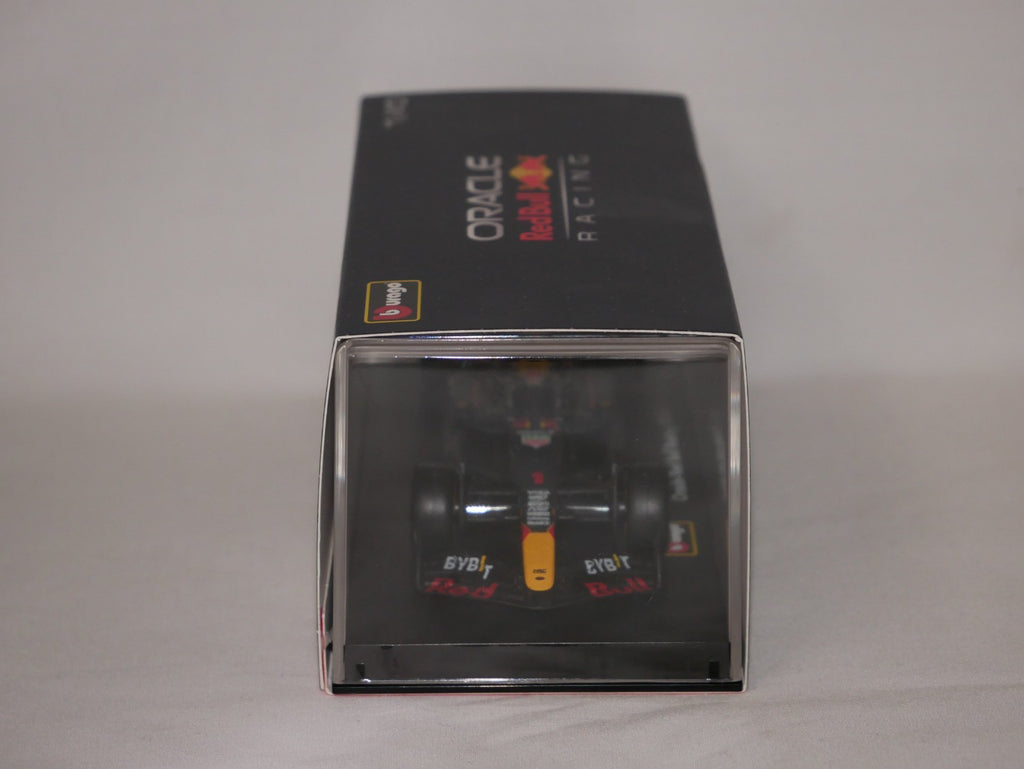 Burago 1:43 Oracle Redbull Racing RB20 Car With Max Verstappen Helmet #18-38098V
