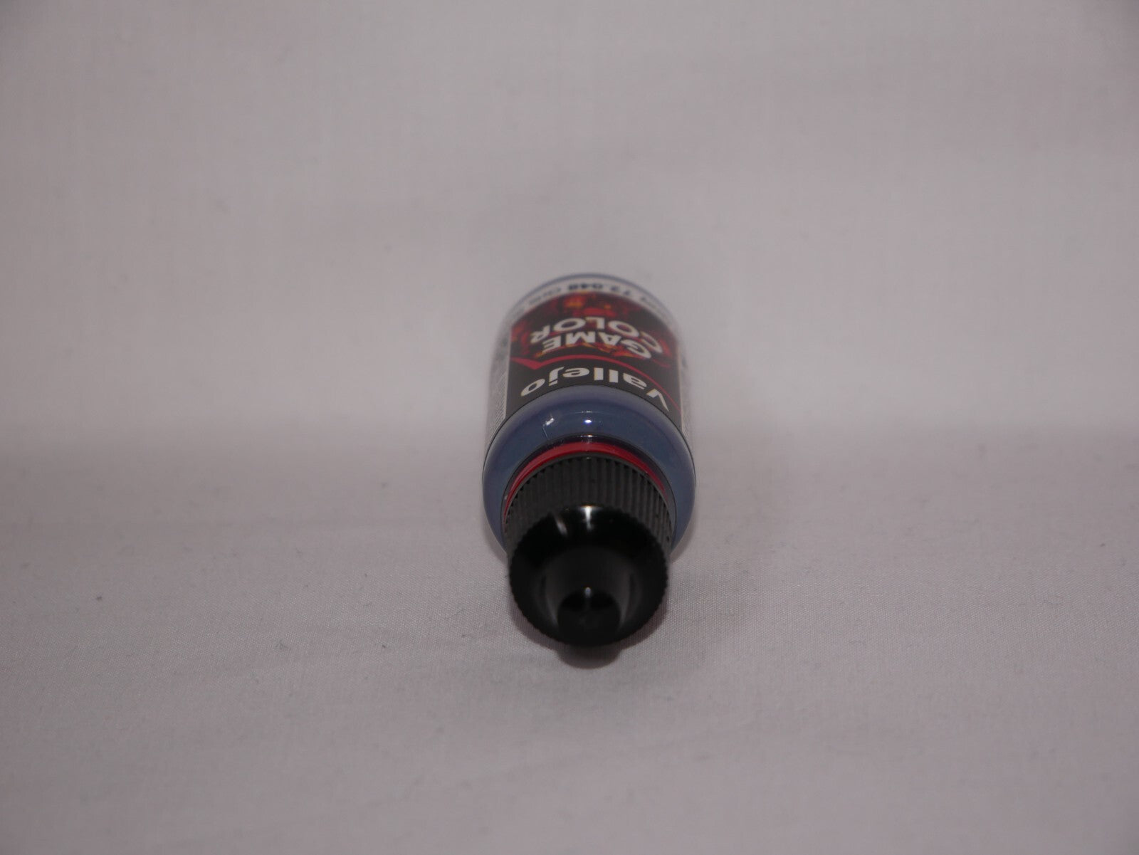 Vallejo Game Color Acrylics Sombre Grey 18ml/0.6 fl oz Dropper Bottle - 72.048