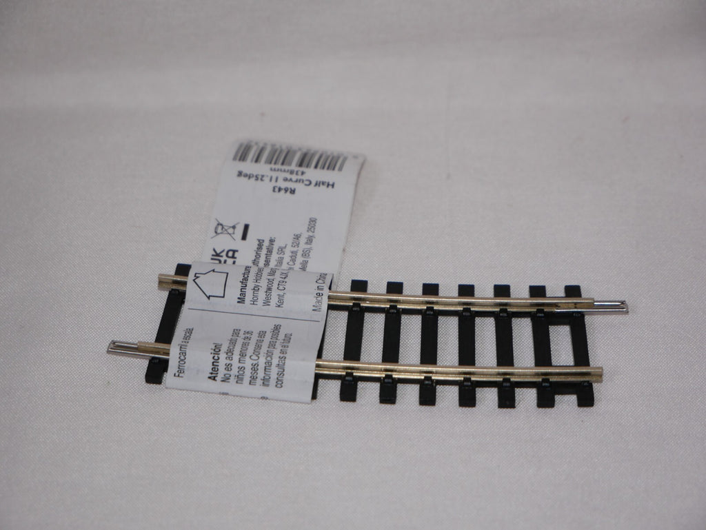 Hornby 1:76 Model Railway Track Single Piece 2nd Radius Half 11.25deg Curve R643