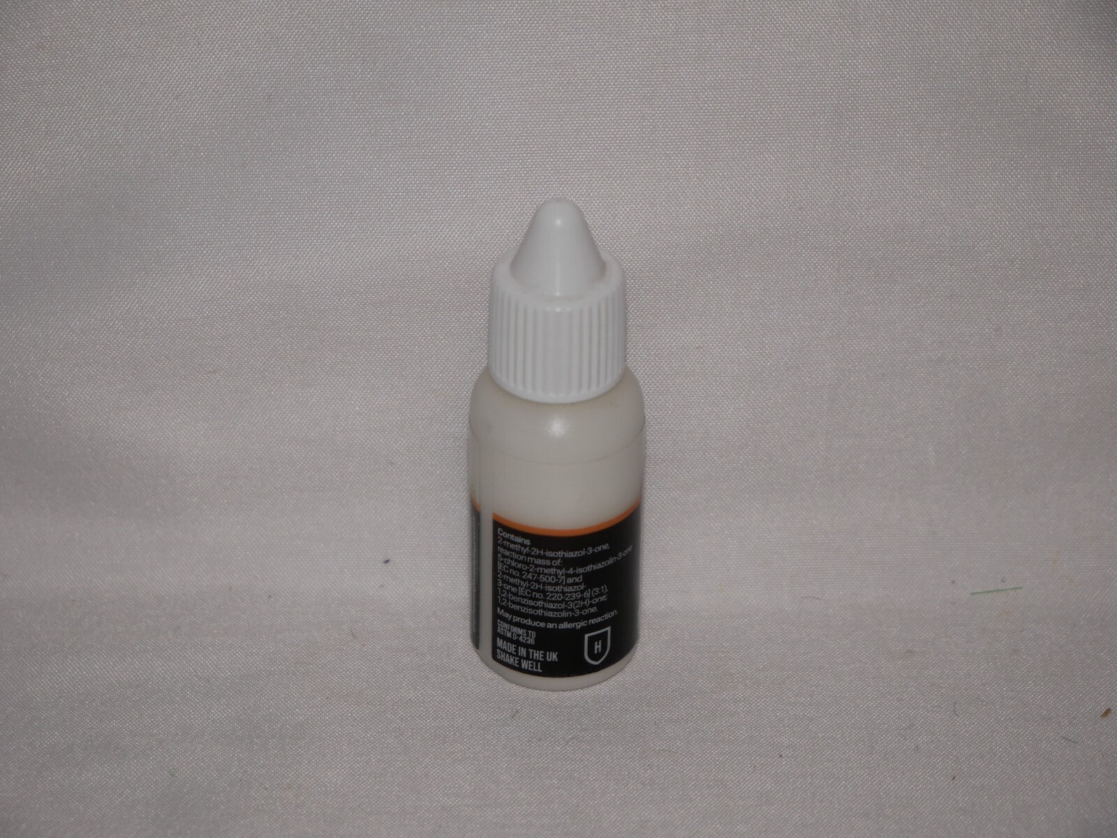 Duncan Rhodes Painting Academy 'Two Thin Coats' Trooper White 15ml Bottle 10036