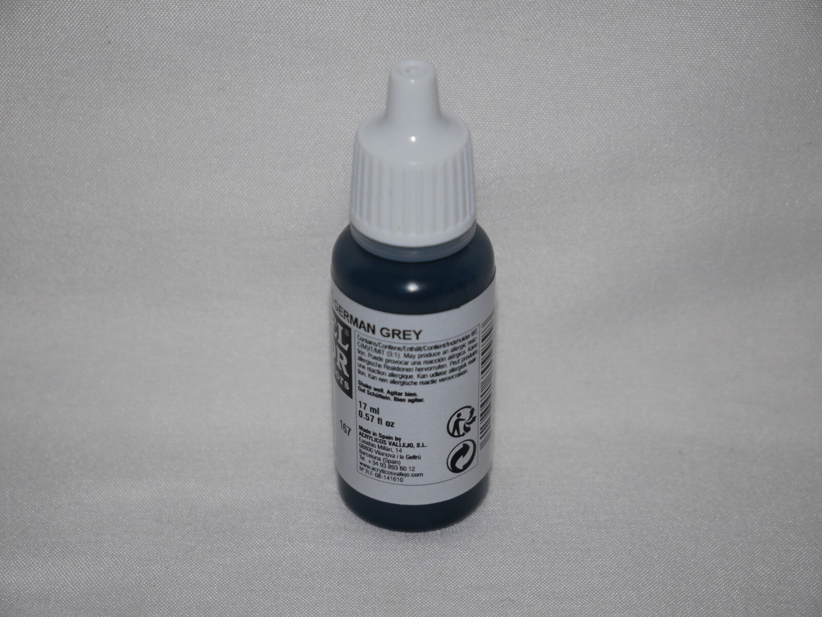 Vallejo Model Color German Grey Acrylic 17ml/0.57 fl oz Dropper Bottle  - 70.995