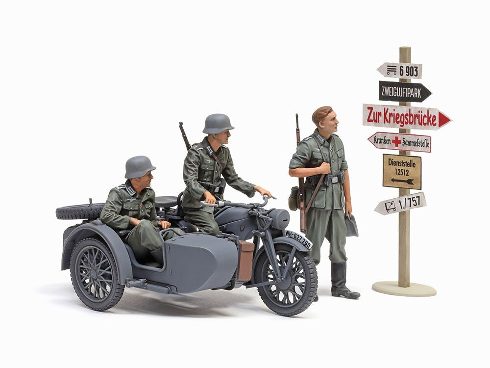 Tamiya 1:35 Military Miniature Series No.384 KS600 Motorcycle & Sidecar  - 35384