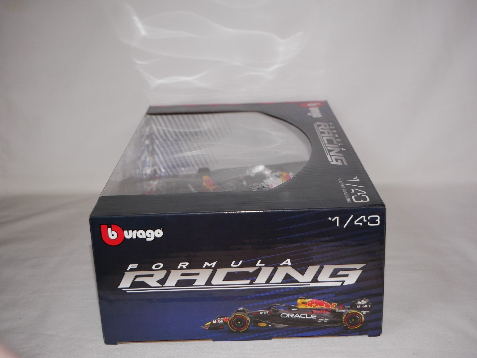 Burago 1:43 Oracle Redbull Racing Max Verstappen Champion 4 Car Set - #18-38092
