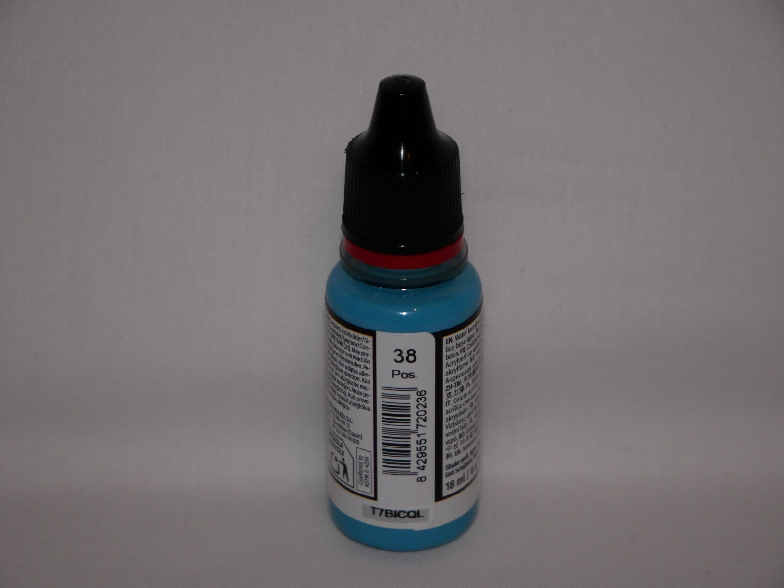 Vallejo Game Color Acrylics Electric Blue 18ml/0.6 fl oz Dropper Bottle - 72.023