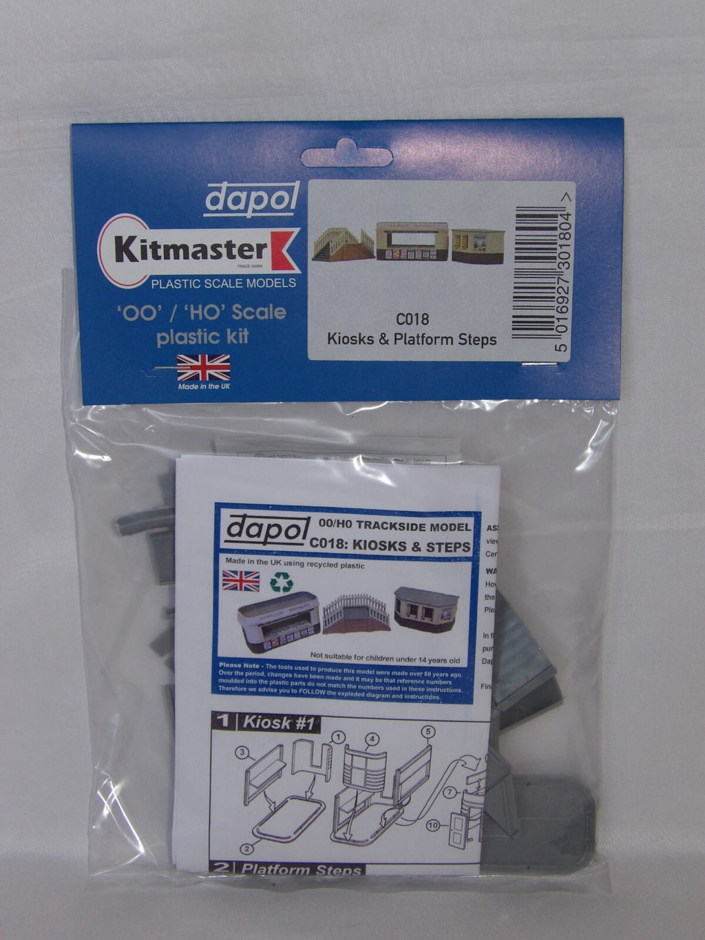 Dapol Kitmaster  "OO/HO" Kiosks & Platform Steps C018