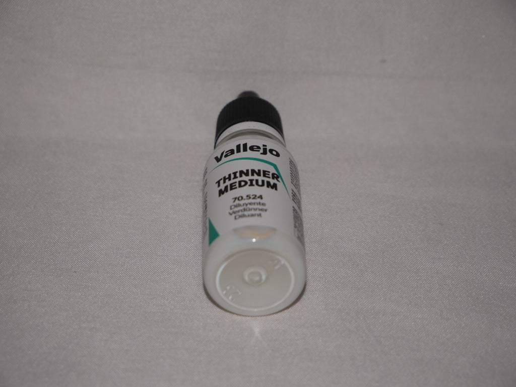 Vallejo Auxiliary Products Thinner Medium 18ml/0.60 fl oz Dropper Bottle 70.524